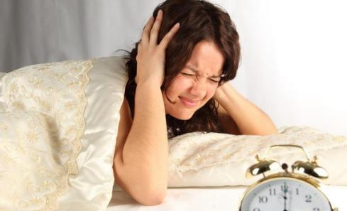 失眠睡不著，身體中的維生素需要關(guān)注了