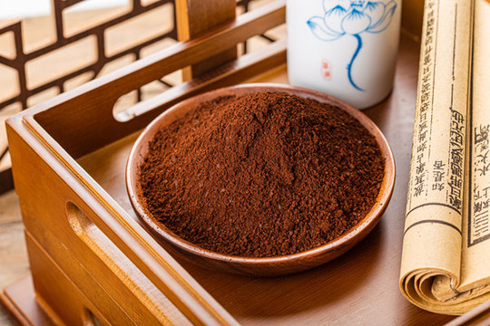 基礎(chǔ)病人群用藥期間靈芝孢子粉怎么吃？