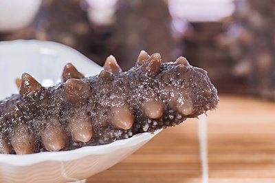 夏季天熱，海參溫補(bǔ)不能少